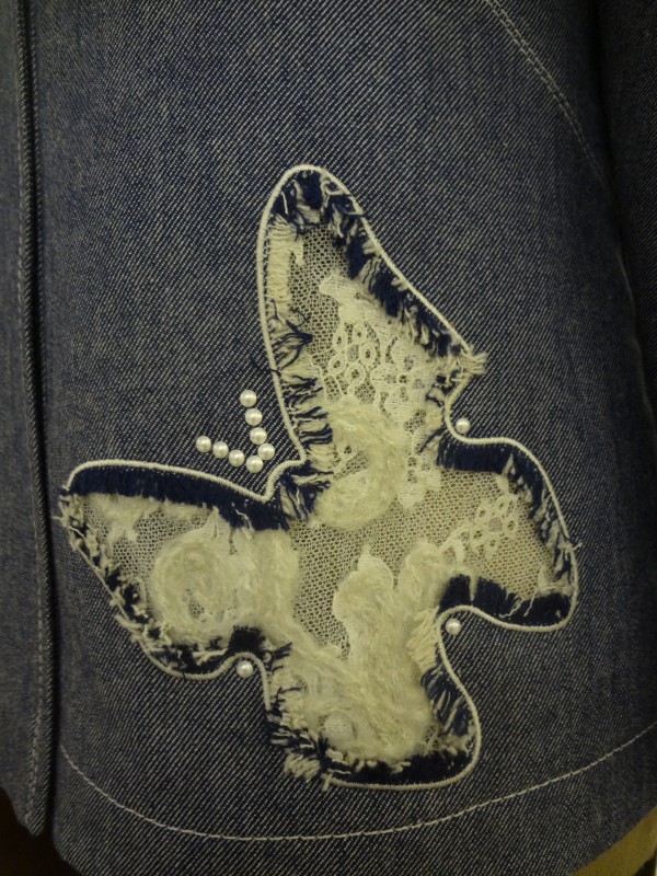 Куртка-жакет с бабочками